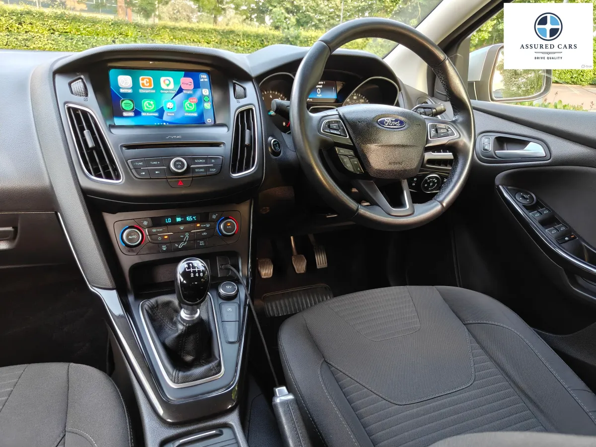 Car View 16